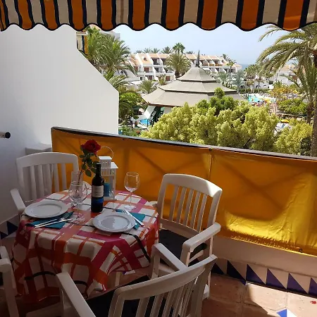 Apartment Two Bedroom Beachfront No 3 With Sea-view, Heated Pool, Close To The Sea